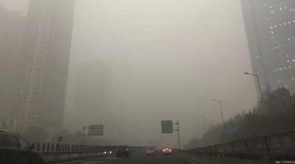 十年后霧霾會(huì)消失嗎？院士：十年內(nèi)難治好霧霾